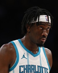 再度预言！苏群：湖人退货马威时 就私下有了类似东眉交易的默契