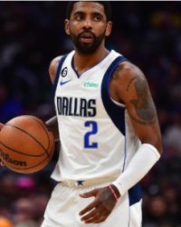 kaiyun-怎么看？字母哥：欧文受伤很不幸 他是伟大的领导者