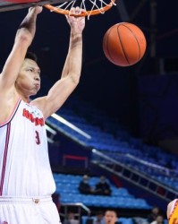 开云体育APP下载-易建联竞技状态日趋出色 为何杜锋依旧高兴不起来