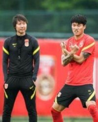 开云-俱乐部和国家队间执教切换，弗利克是李铁好榜样！